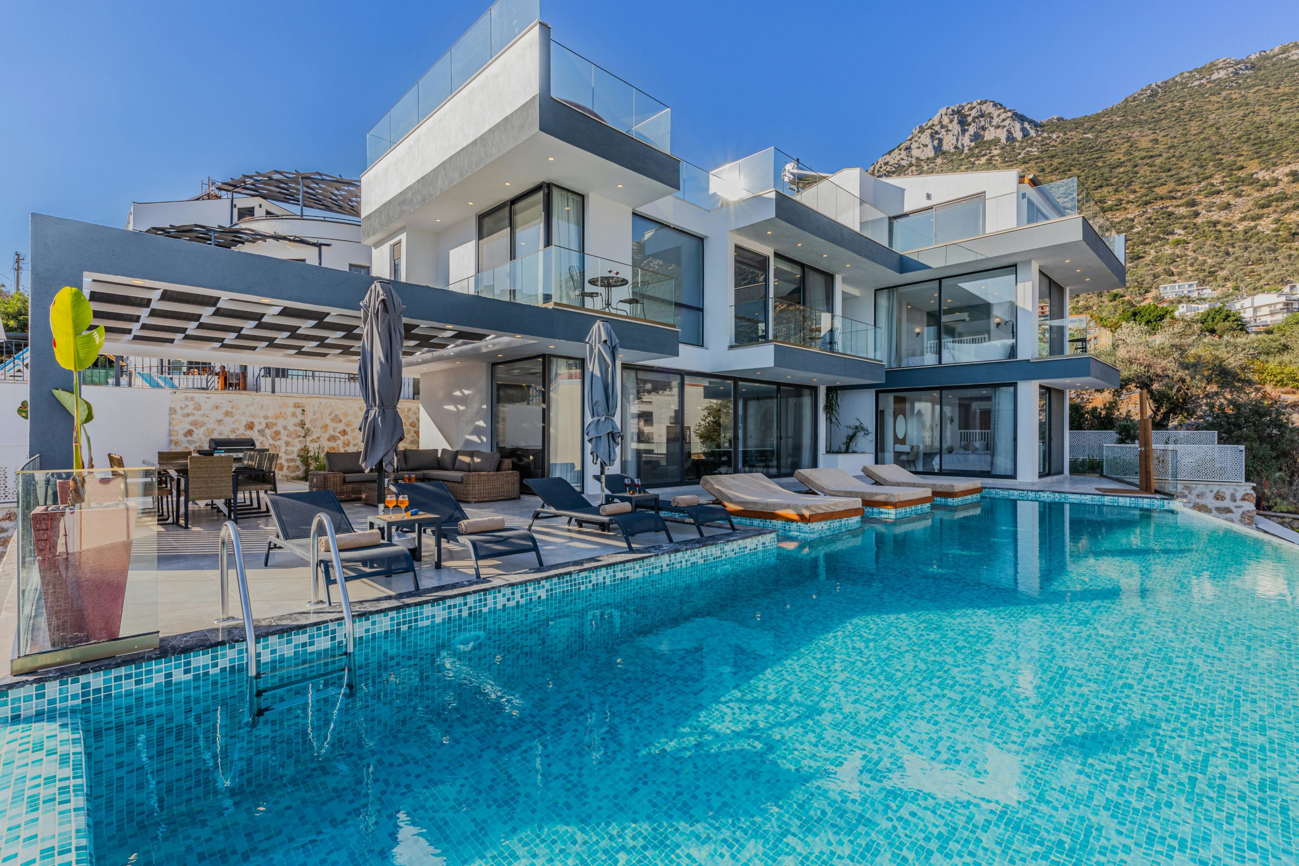 pexels ahmetcotur 27626186